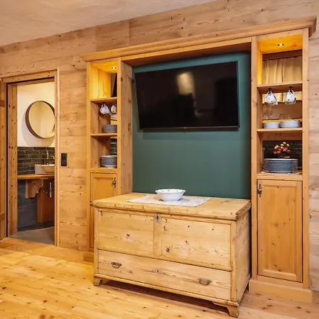 Furthermoar Hideaways