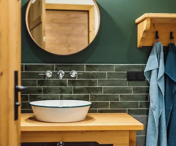 샬레 Fuerthermoar Hideaways 카프룬