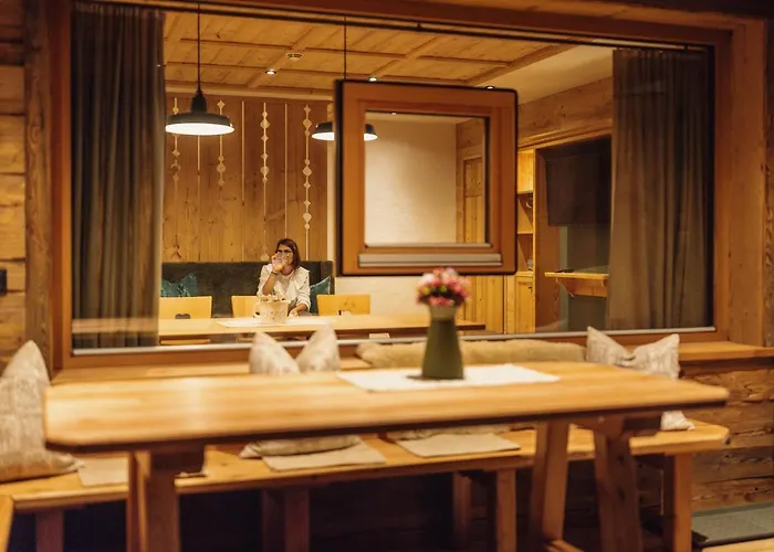 샬레 Fuerthermoar Hideaways 카프룬